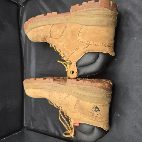 Tan Nubuck Leather Boots with Sturdy Rubber Sole‎
